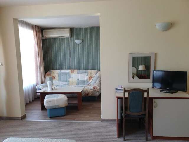 Отель Mirana Family Hotel Бургас-61
